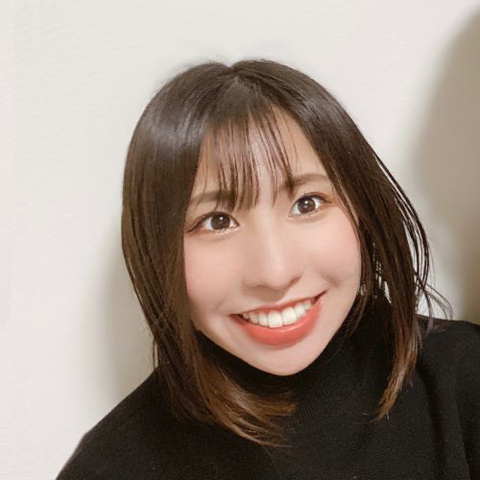 由奈